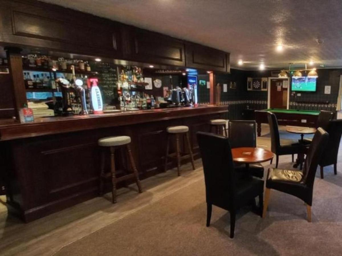 Highland Bridge Hotel Spean Bridge Extérieur photo